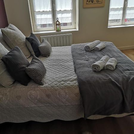 Le Puits Apartment Honfleur Bagian luar foto